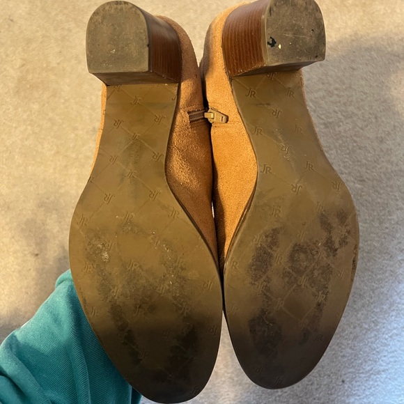 Jack rogers Marianne suede brown bootie boot 9M scalloped heel - Picture 8 of 13